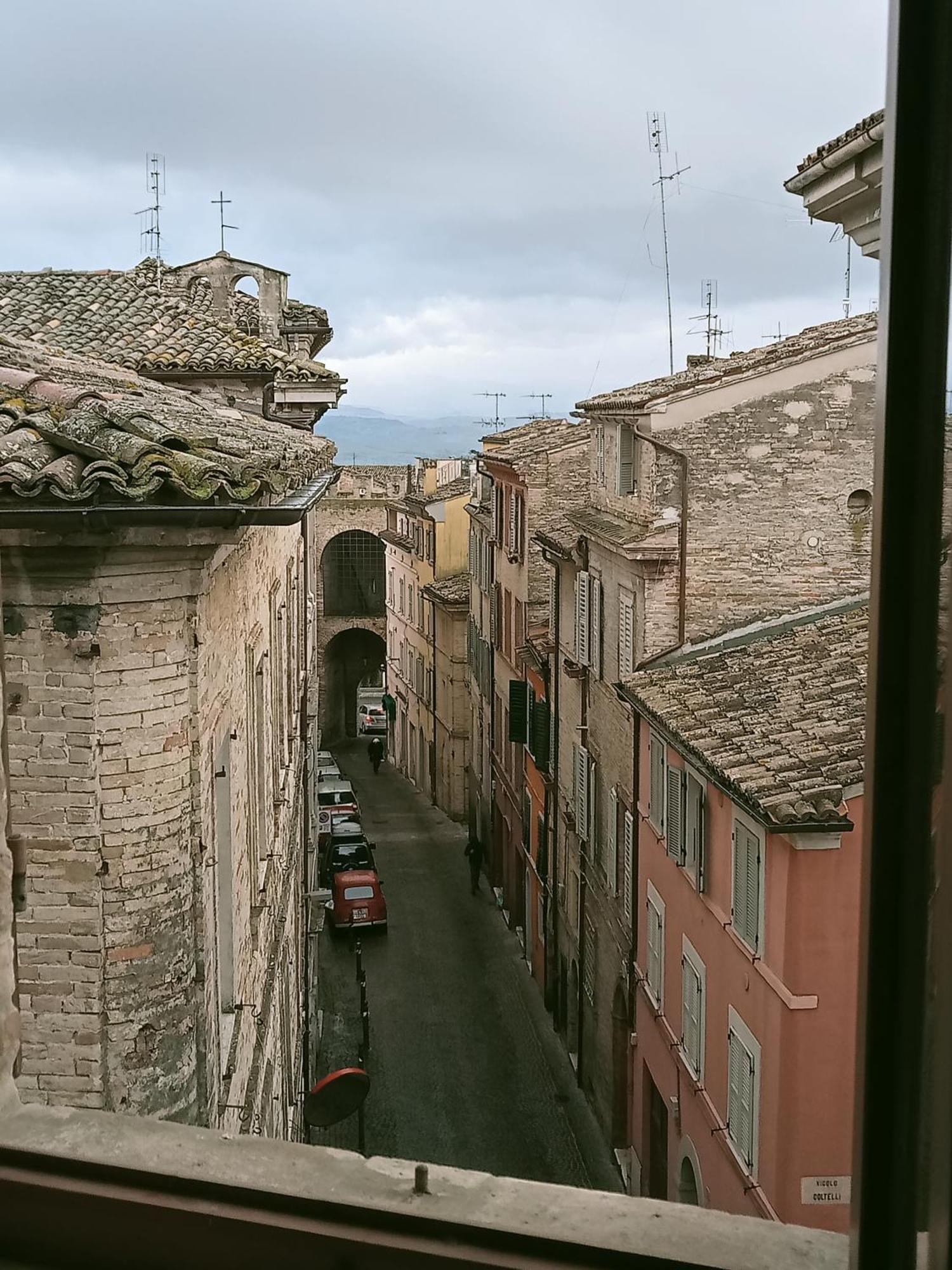 Camere Via Crispi Centro Storico Macerata Extérieur photo